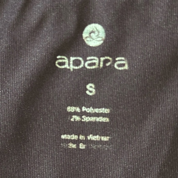 Apara  sz small compression workout pants  Plum and rose Like new - Picture 10 of 12